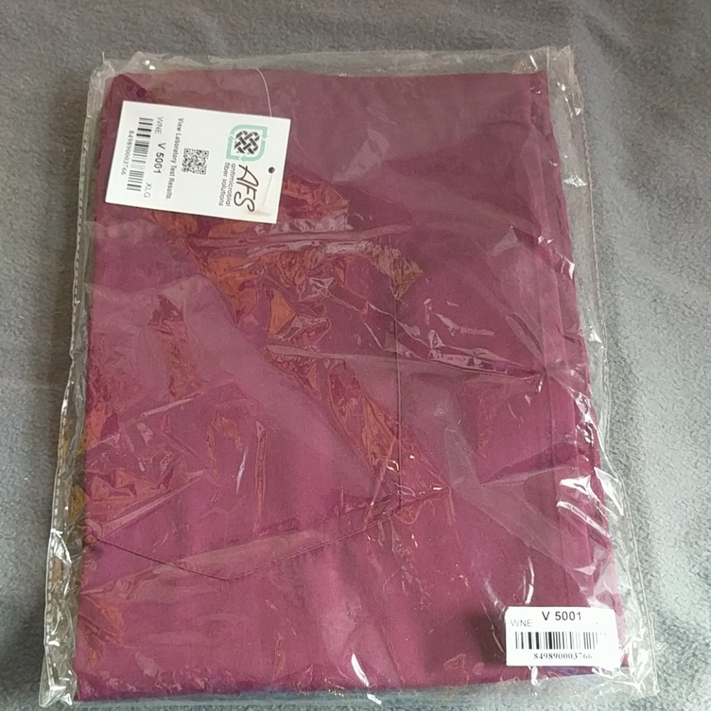 Wine scrub pants with tie waist